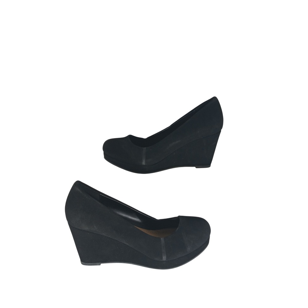 City Classified Comfort Wedge Pumps 9 Black Faux Suede Platform Office Classic